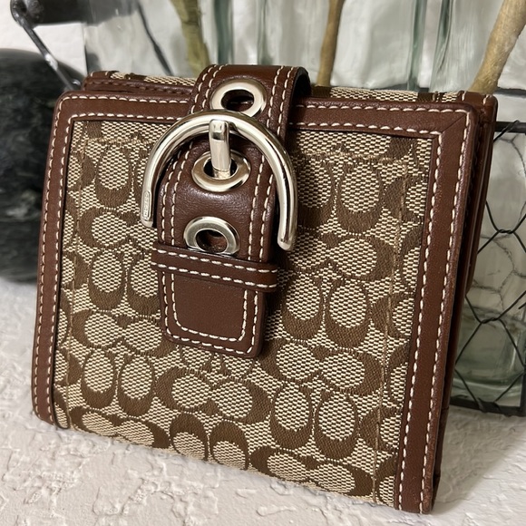 EUC Coach Bifold Wallet Brown Leather Logo - Picture 2 of 8